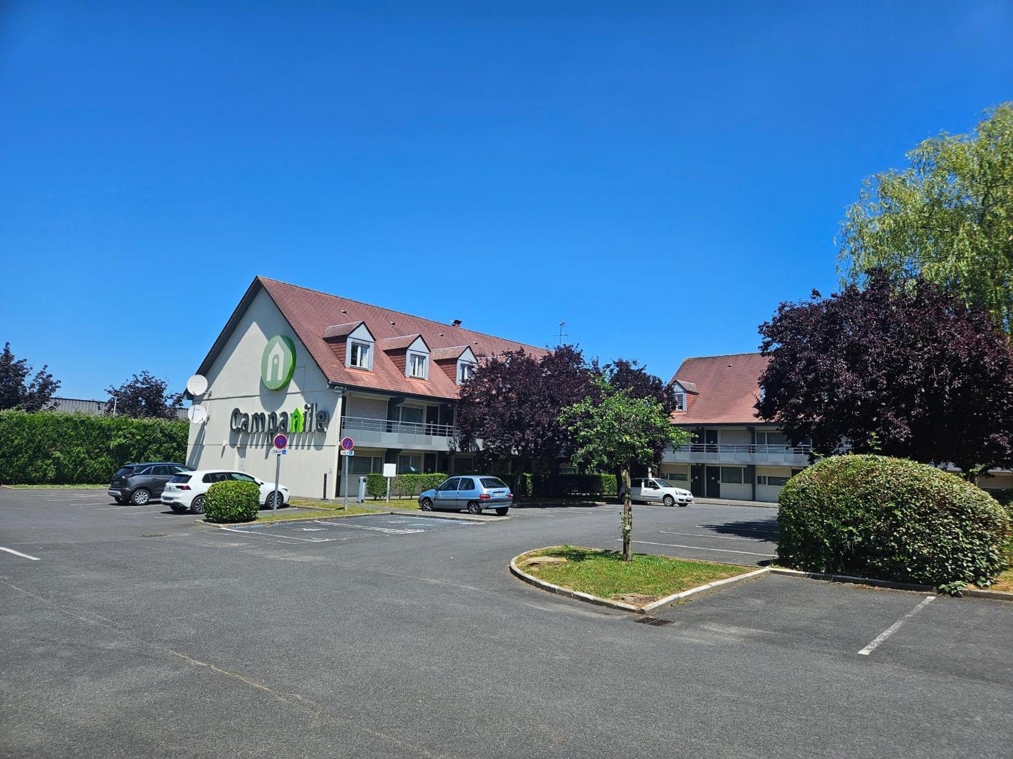 Campanile Deauville Saint-Arnoult Buitenkant foto